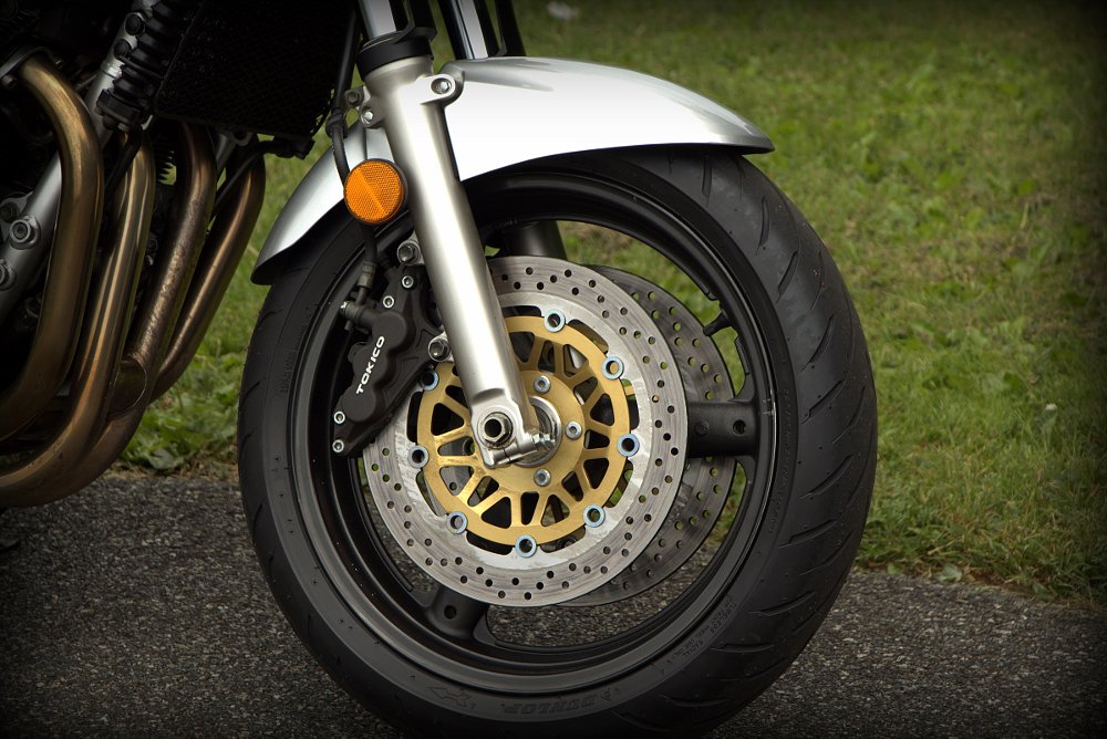 front wheel and brakes on the 2002 Suzuki Bandit 1200N