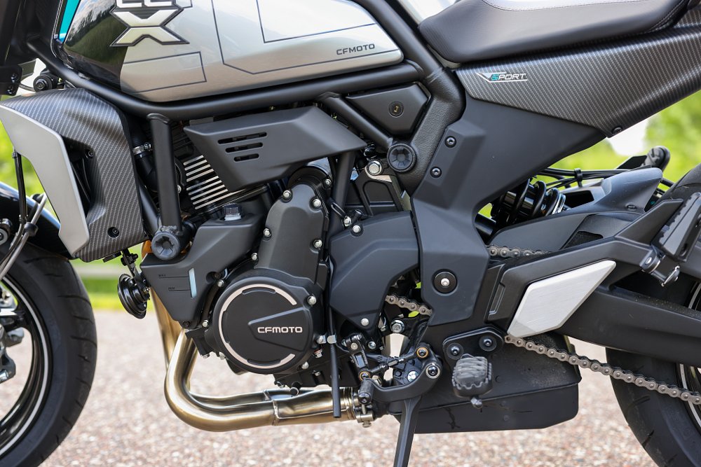 The CFMOTO 700CL-X Sport lacks a bit of low end torque but it makes plenty of power up top. 