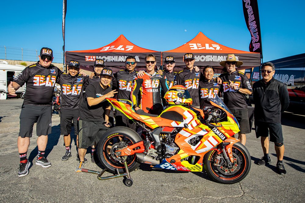 Yoshimura R7 team at Laguna Seca. 