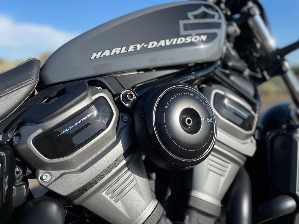 A close up view of the H-D Revolution Max motor in the Nightster