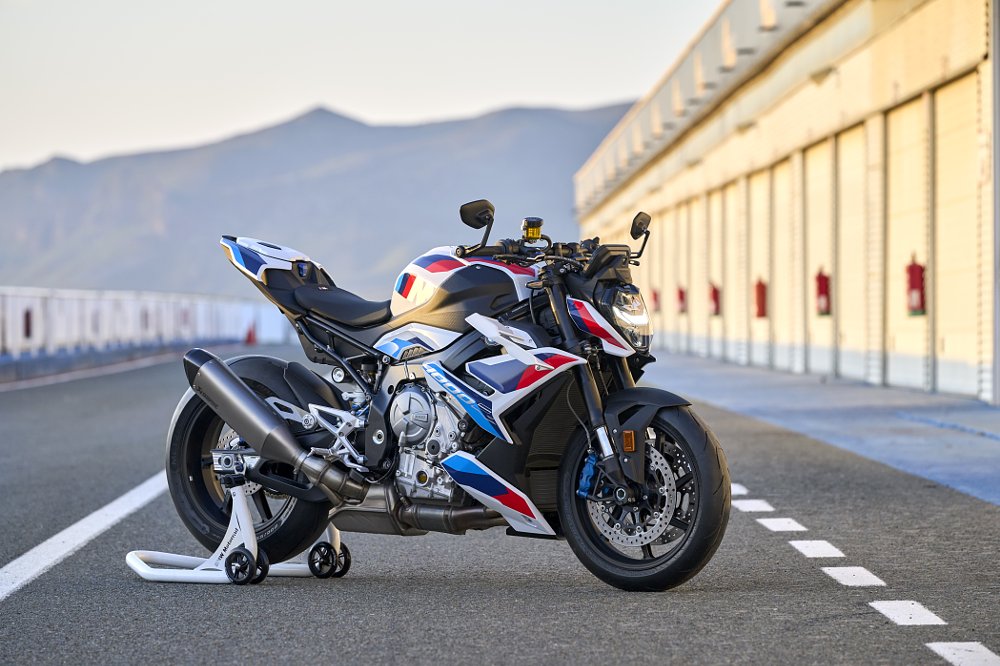 BMW M 1000 R