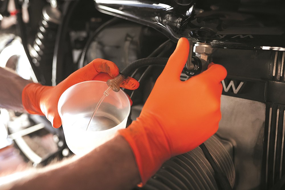 draining fuel to make sure it is flowing