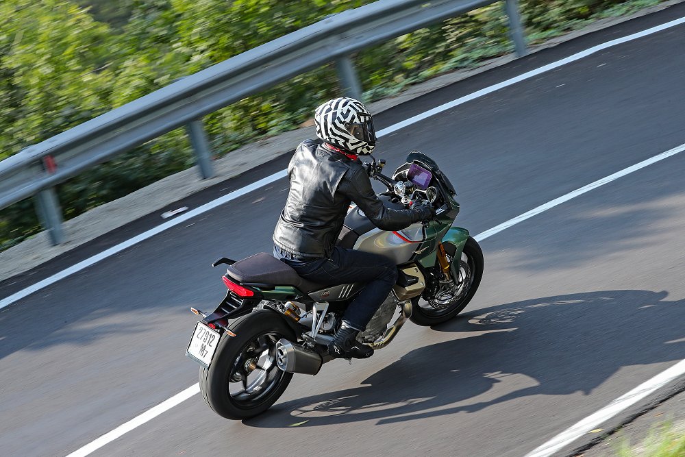 Moto Guzzi V100 Mandello