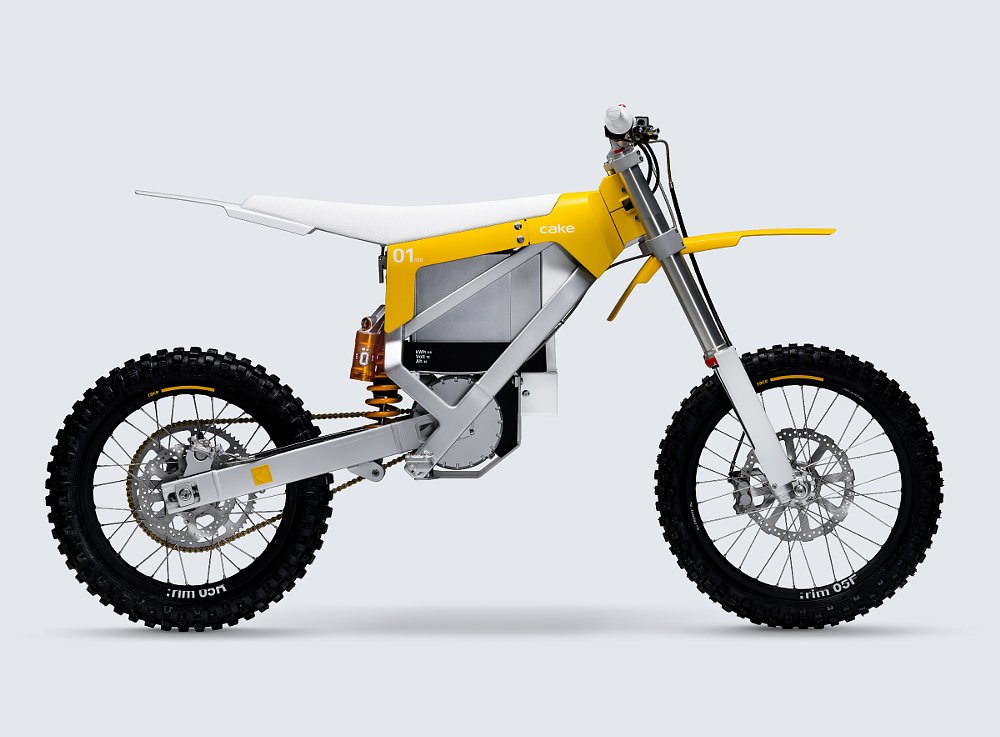 CAKE Bukk studio photo