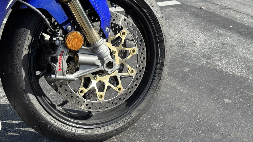 Front wheel detail of the 2022 Honda CBR1000RR-R SP.