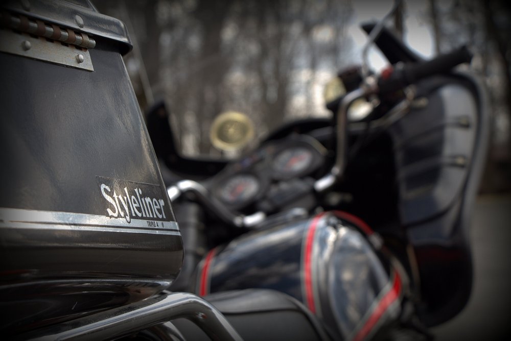 rear view of the CX500