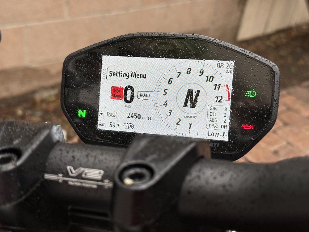 2023 Ducati Streetfighter V2 TFT detail.