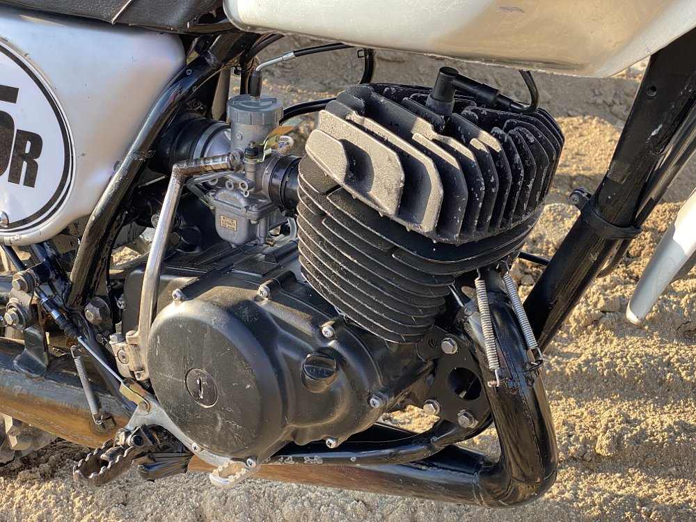 1973 Honda CR250M Elsinore engine