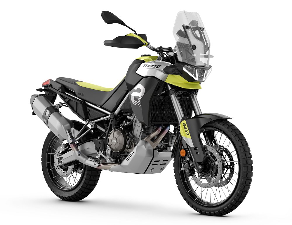 studio photo of the Tuareg in Acid Gold color