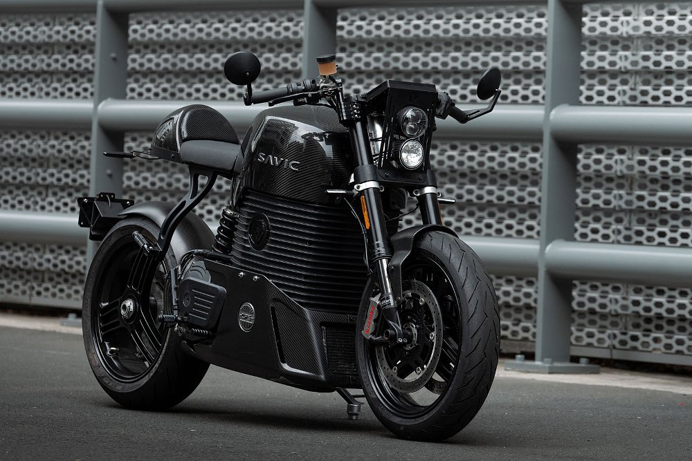 front quarter view of the C-Series