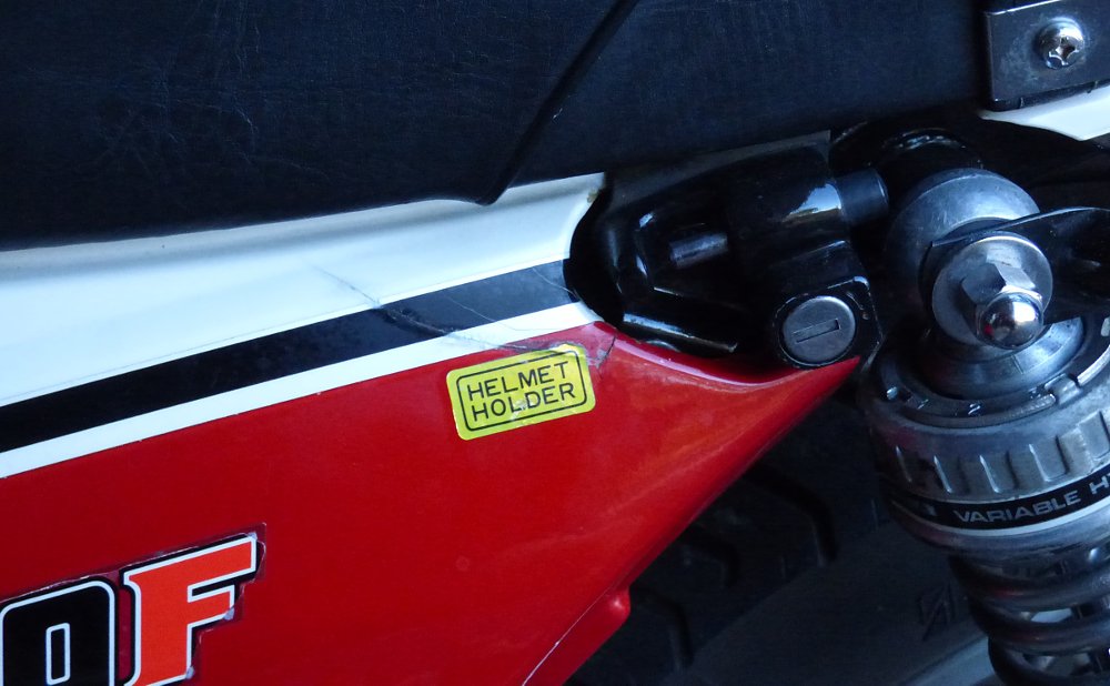 closeup of the helmet lock on the CB1100F