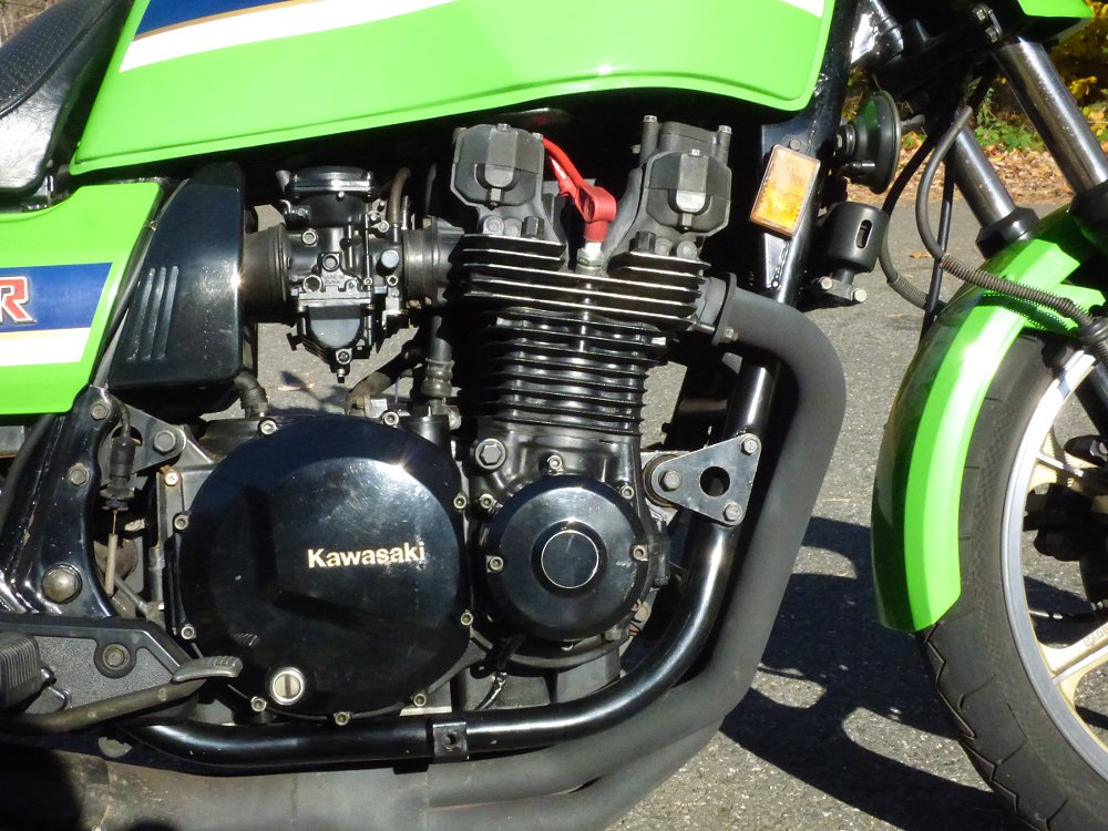 closeup of the engine in the KZ1000R