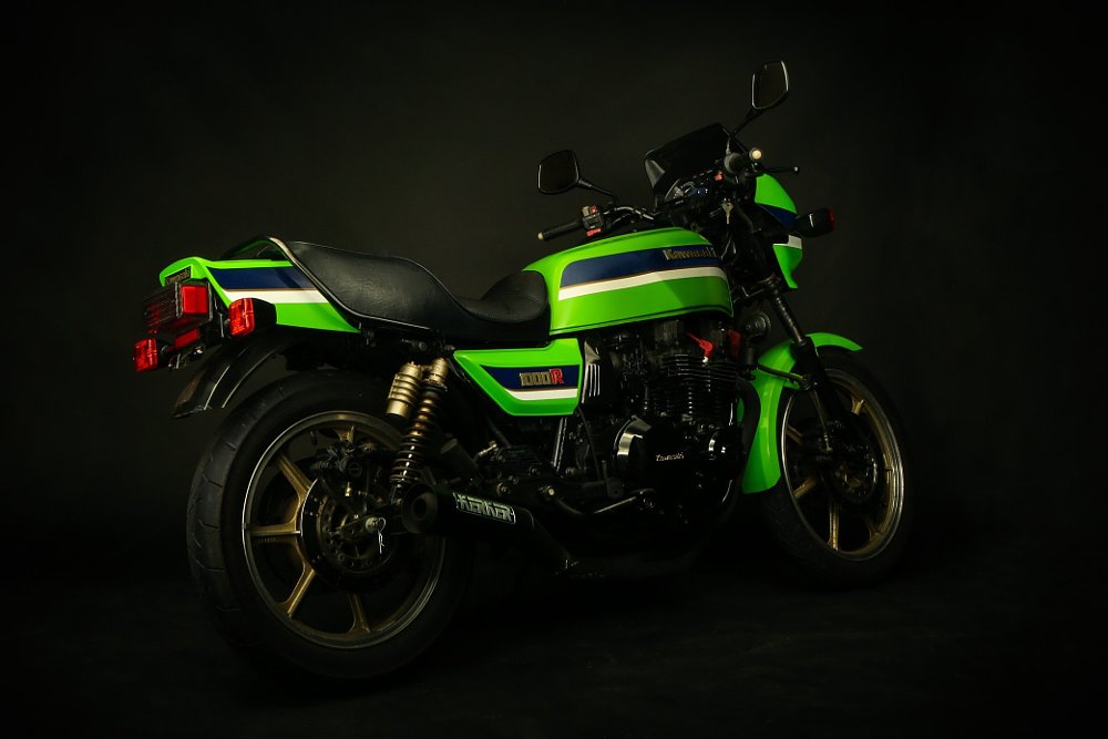 Studio photo of the KZ1000R
