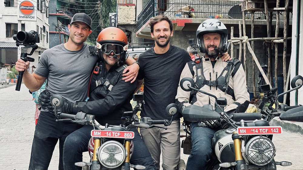 the smiling CTXP crew in India