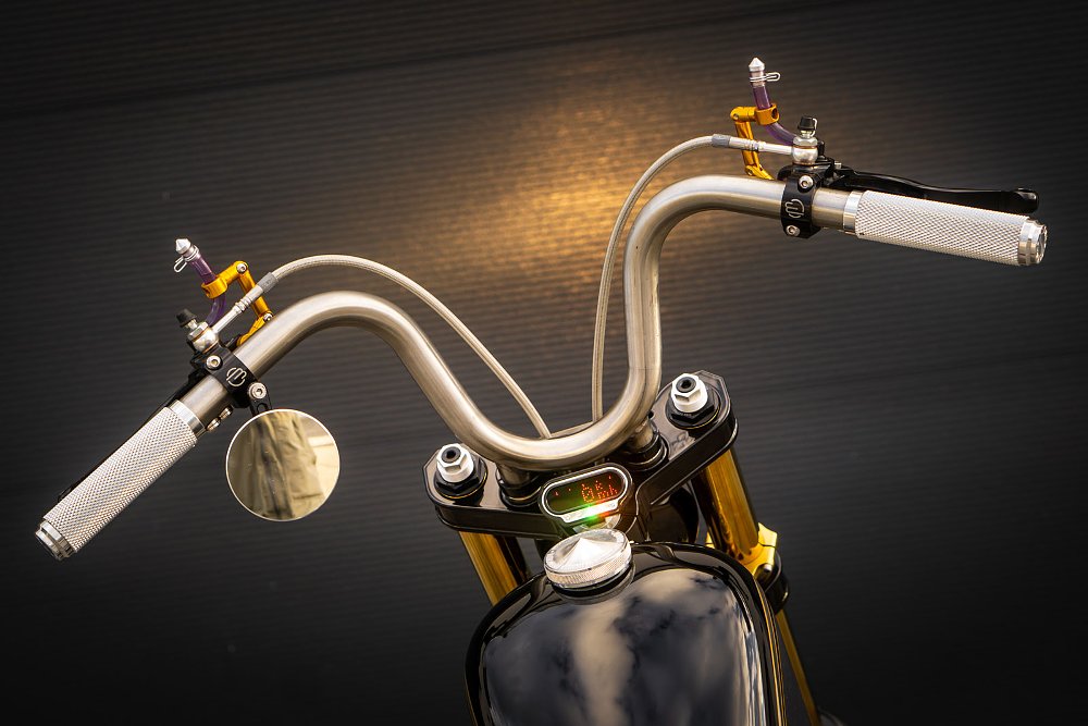 rider's perspective view of the handlebar