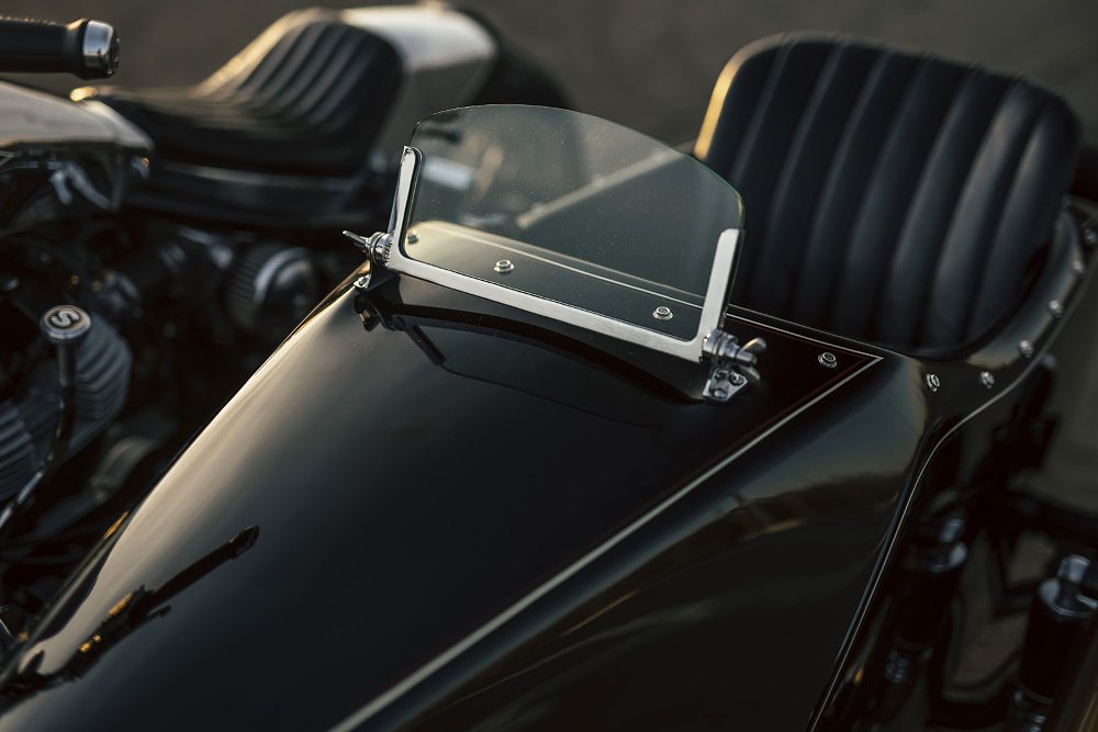 small windshield on the sidecar unit