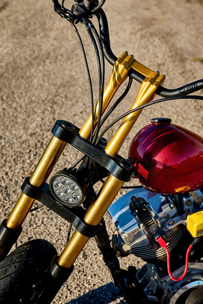 handlebar and risers on Cherry Bomb