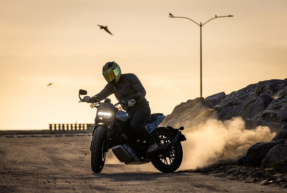 2024 LiveWire Del Mar sliding in a dirt parking lot.