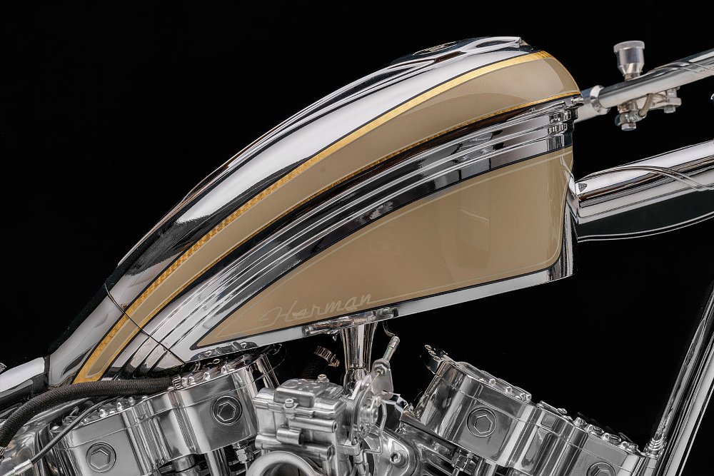 close view of fuel tank