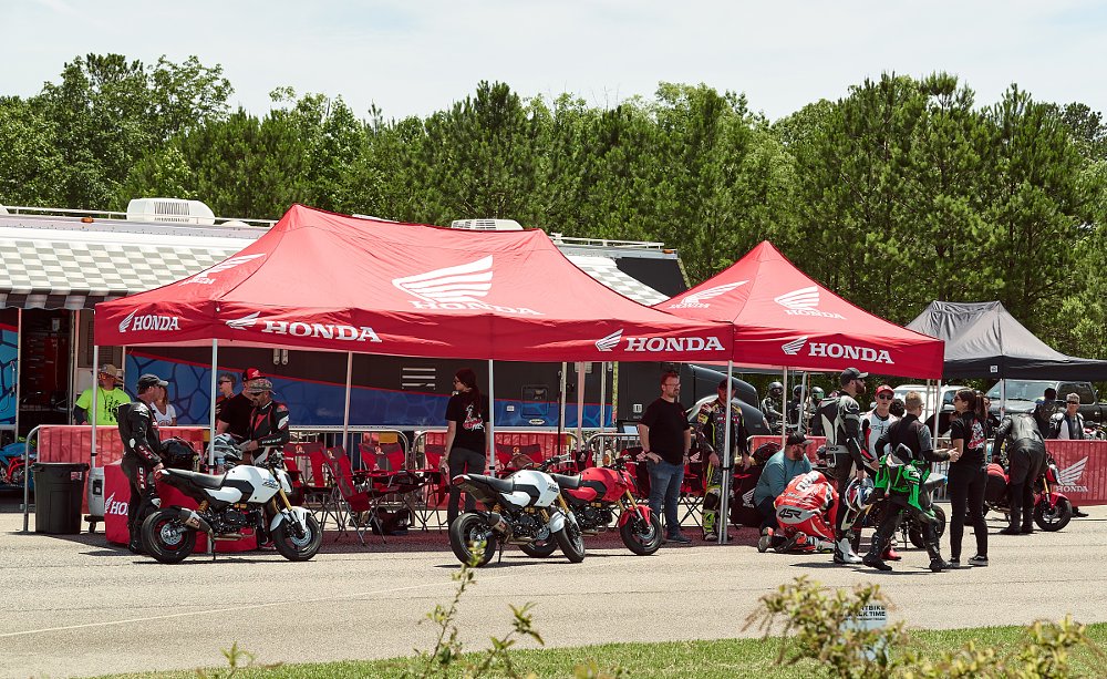 view of the pit area before the Grom race, lots of activity