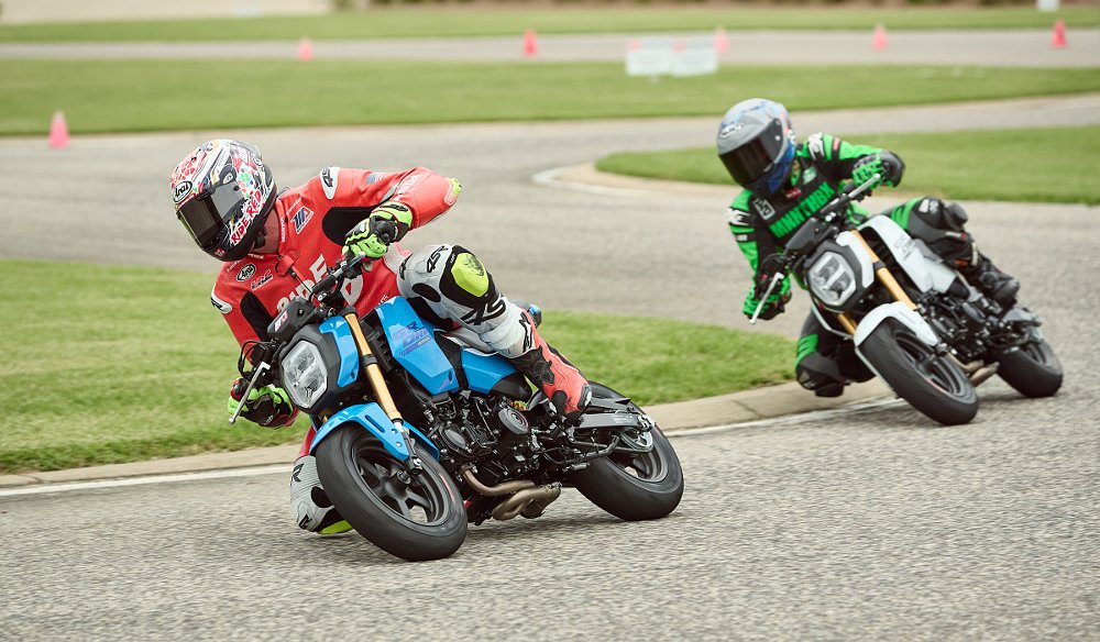 Zack passing other riders in a curve