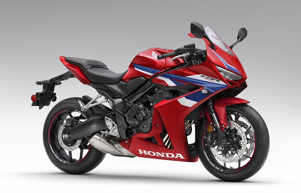 studio photo of the red, white, and blue CBR650R