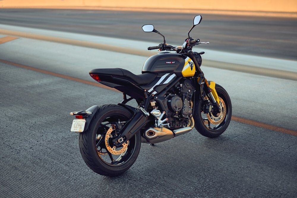 rear view of the yellow Triumph Trident 660