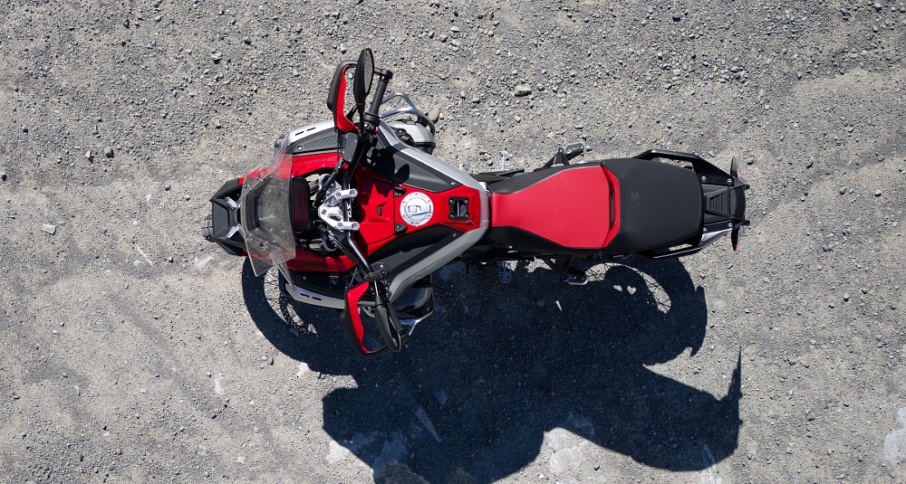 overhead view of the GS Adventure showing the wide boxer engine and wide fairing in front and slimmer tail section