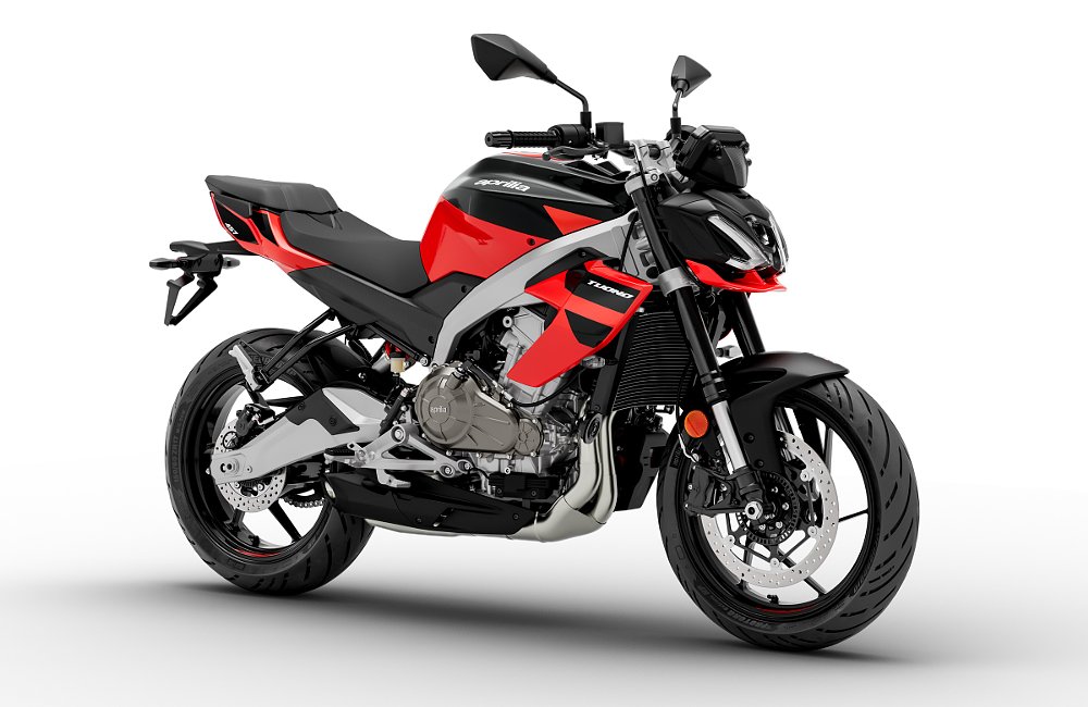 studio photo of Tuono 457 in red and black colors