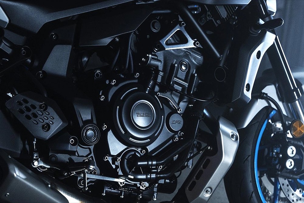 Yamaha's CP2 parallel-twin engine sits in the 2025 MT-09's steel tubular frame.