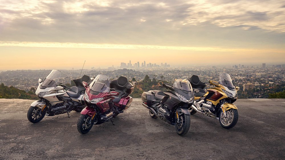 four Gold Wings parked on an overlook above Los Angeles