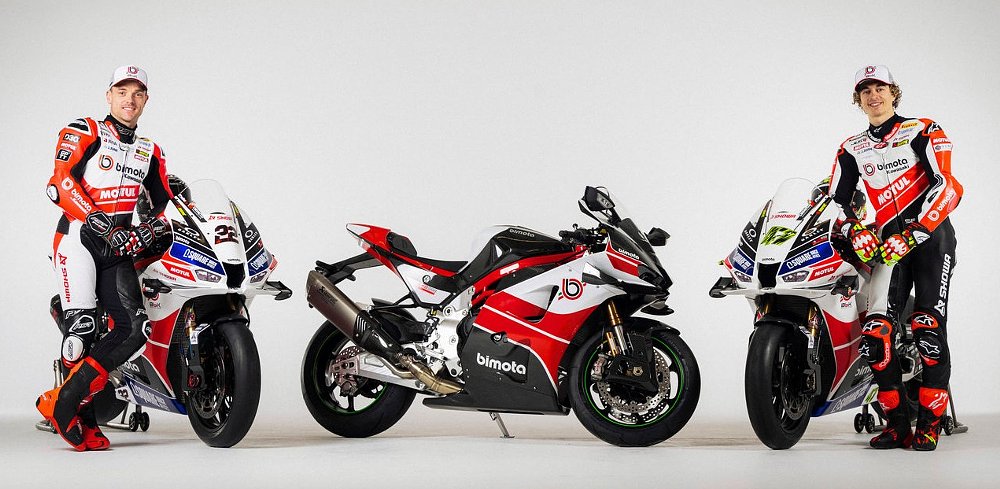 studio photo of Lowes and Bassani in their racing leathers with the race bikes and the street version