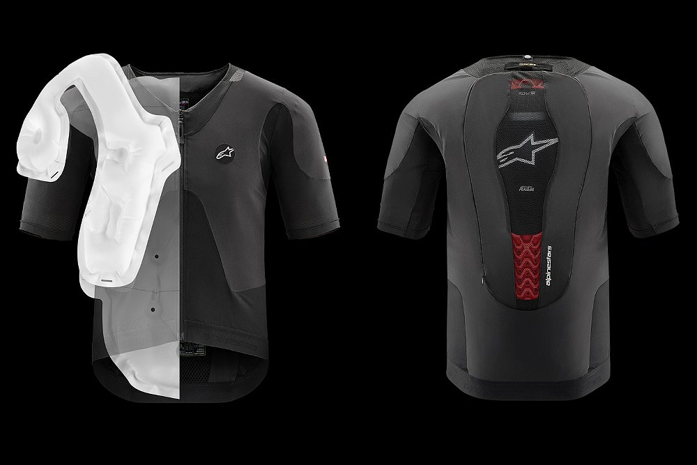 Images of the Alpinestars Tech-Air 5 Plasma in its static state and with its airbag deployed.