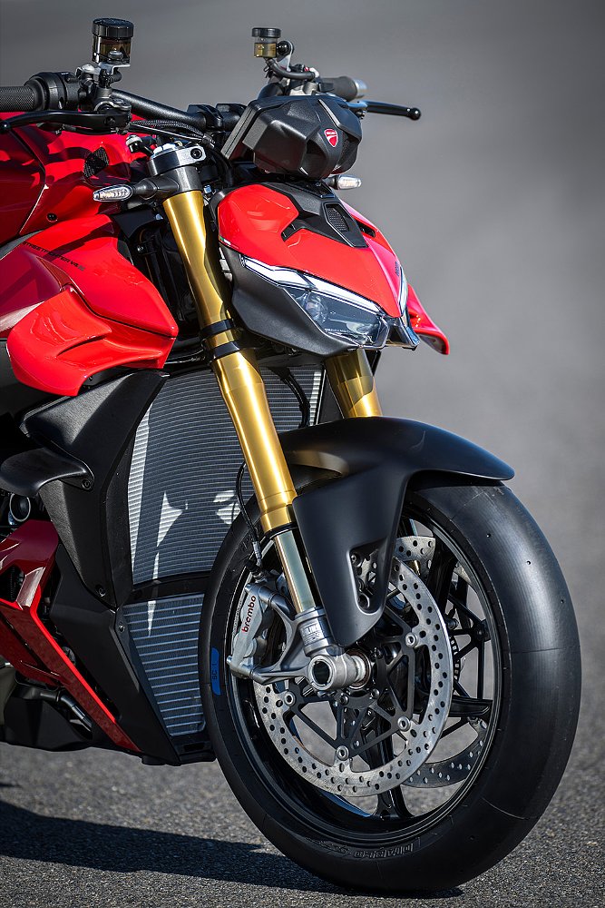 A photo of the Streetfighter V4 S's front end, highlighting its radiators.