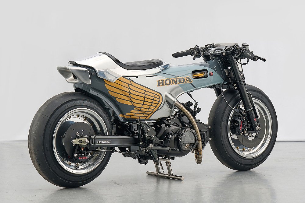 side view of the Dax showing the pie-cut custom exhaust