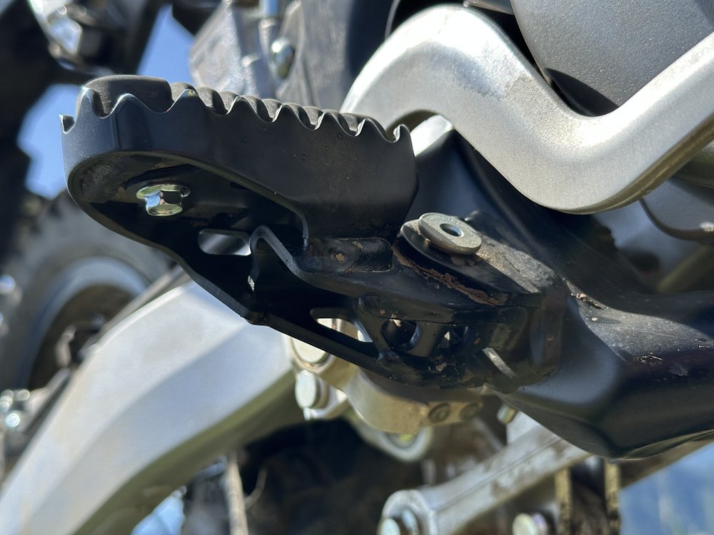 2025 Suzuki DR-Z4S footpeg detail.