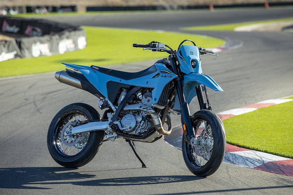 The Suzuki DR-Z4SM staged before a chicane on the K1 Circuit.