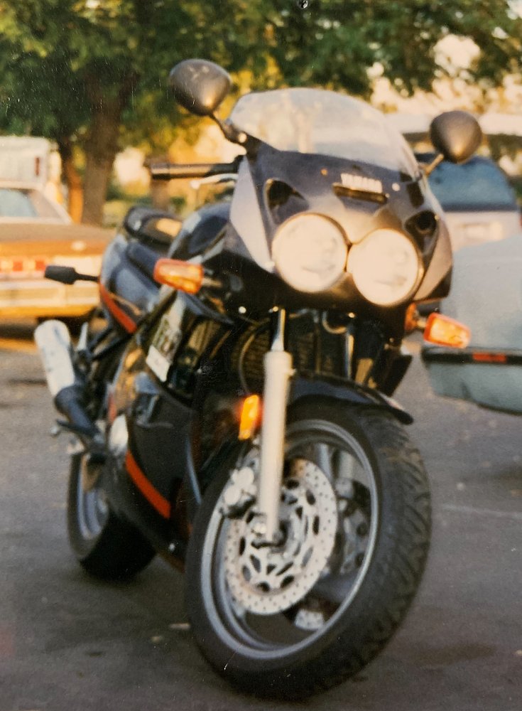 front view of a black FZR600 sport motorcycle