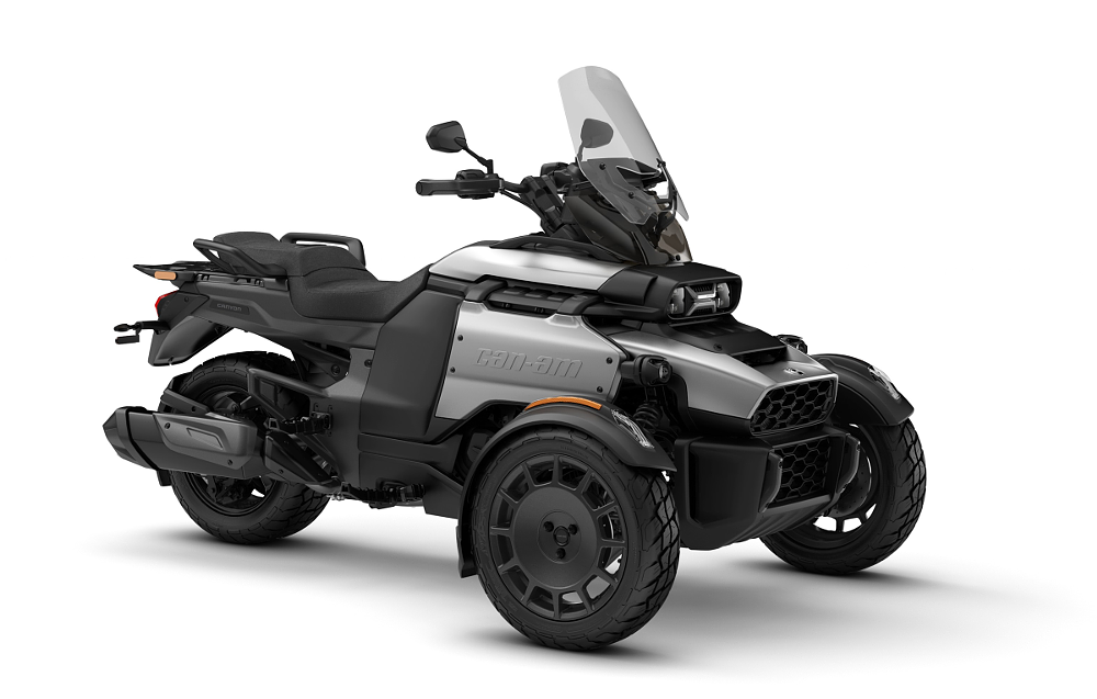 studio photo of the three-wheeled Canyon base model in silver and black colors