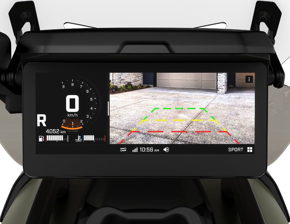 view of full-color TFT display with large inset rearview camera display