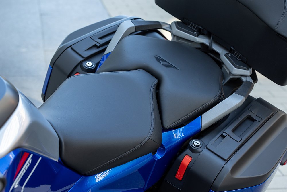 view of rider and passenger seats on the blue R 1300 RT